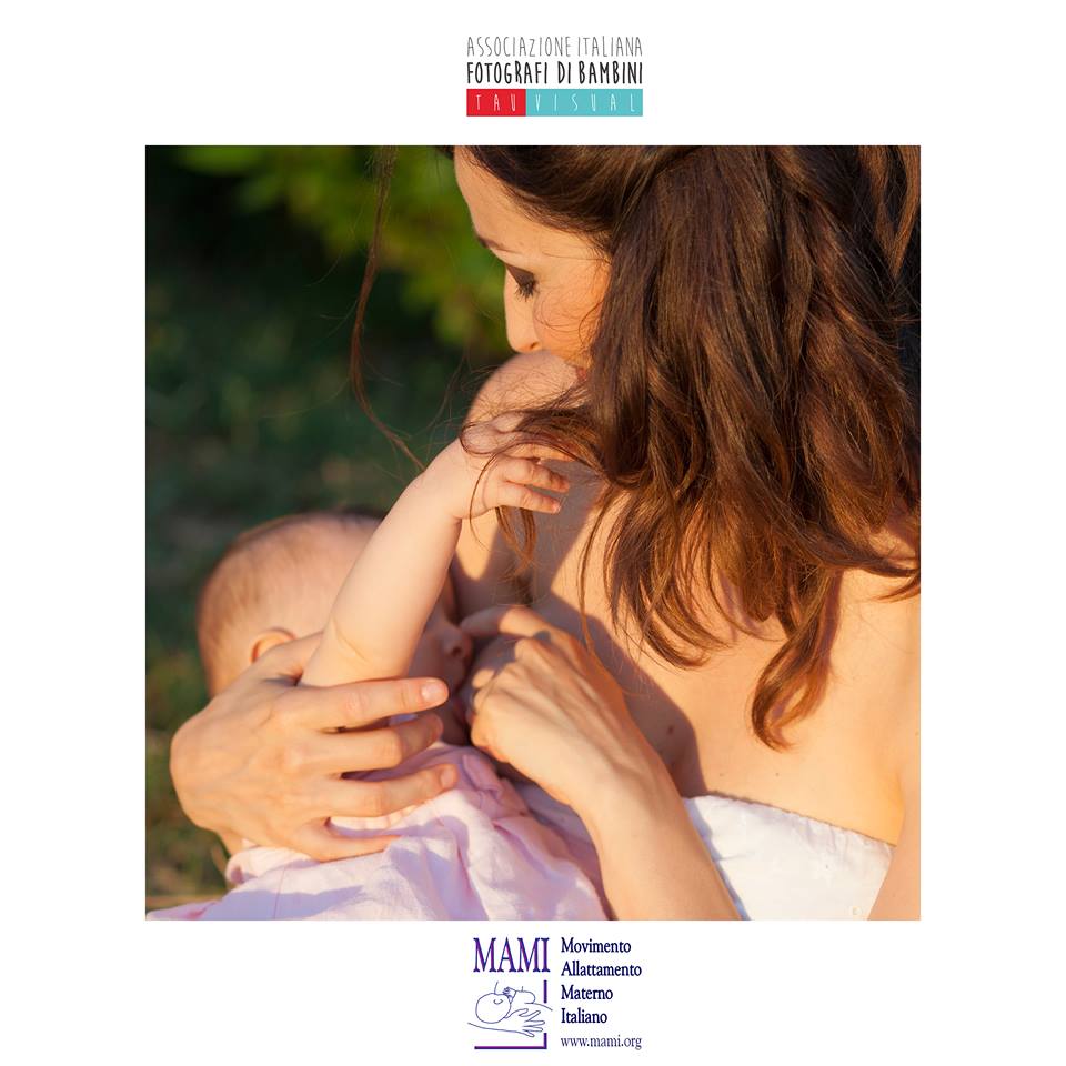 aifb-mami-waba-servizio-fotografico-gratuito-mamme-in-allattamento-just4mom-mammeaspillo
