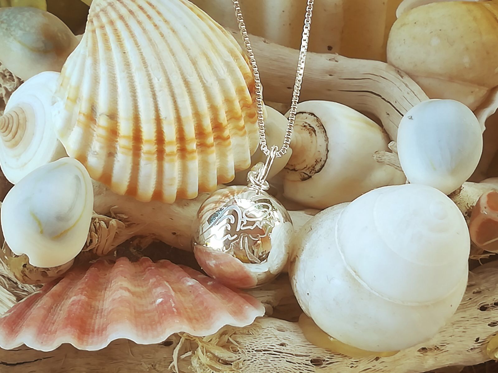 chiama-angeli-richiamo-degli-angeli-gioielli-gravidanza-just4mom-mammeblogger